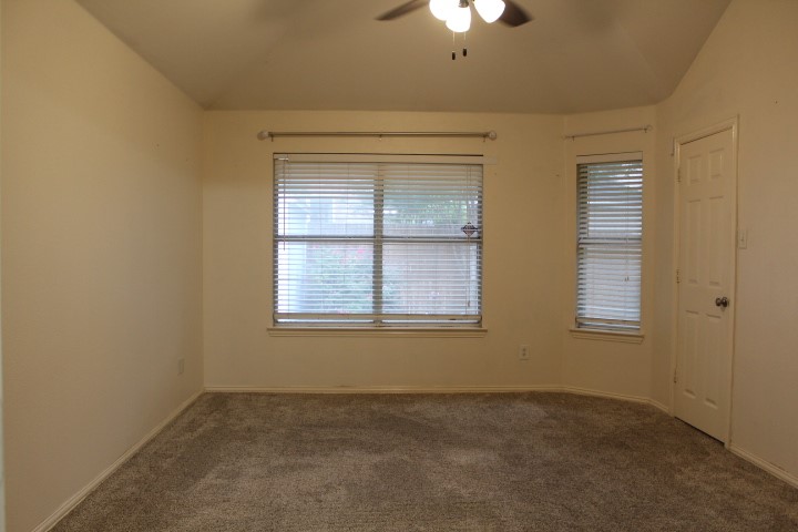 1070 Hillwood Drive Saginaw TX 76179