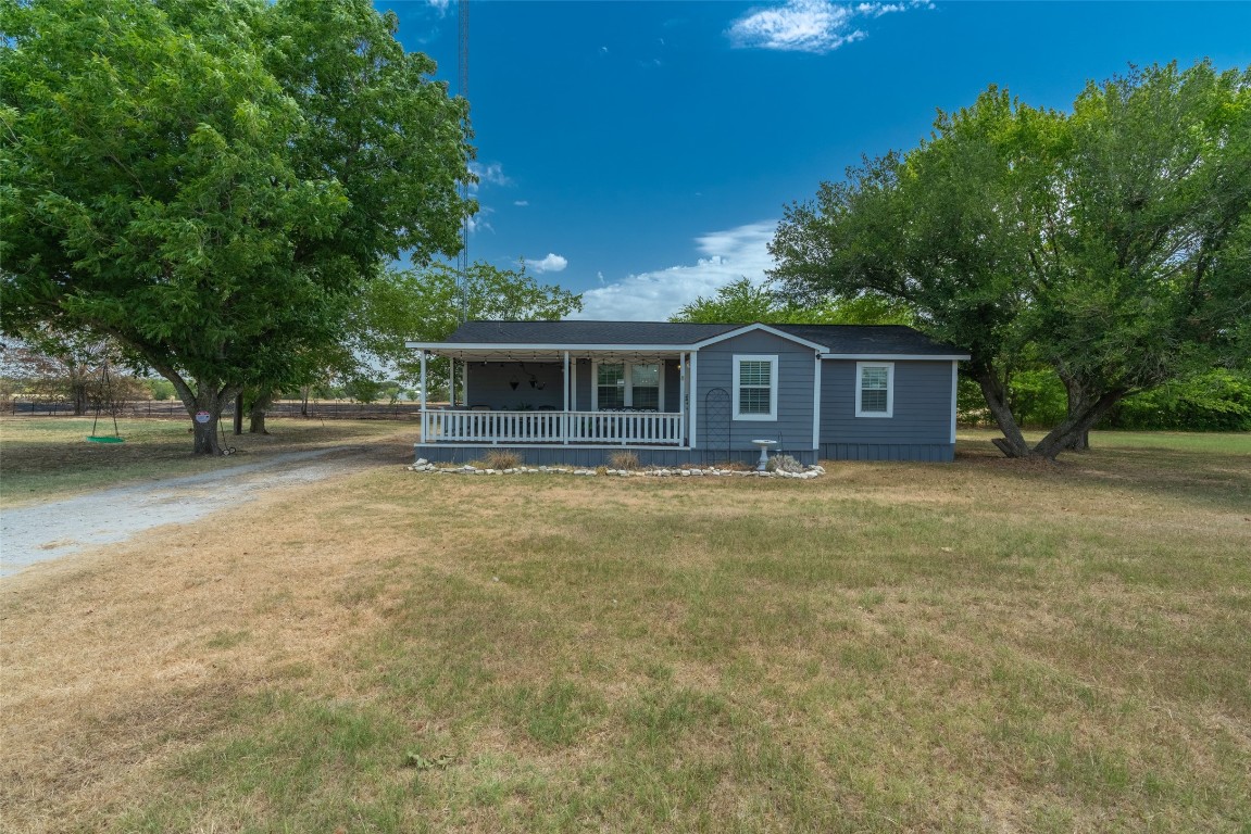 1968 County Road 3327 Greenville TX 75402