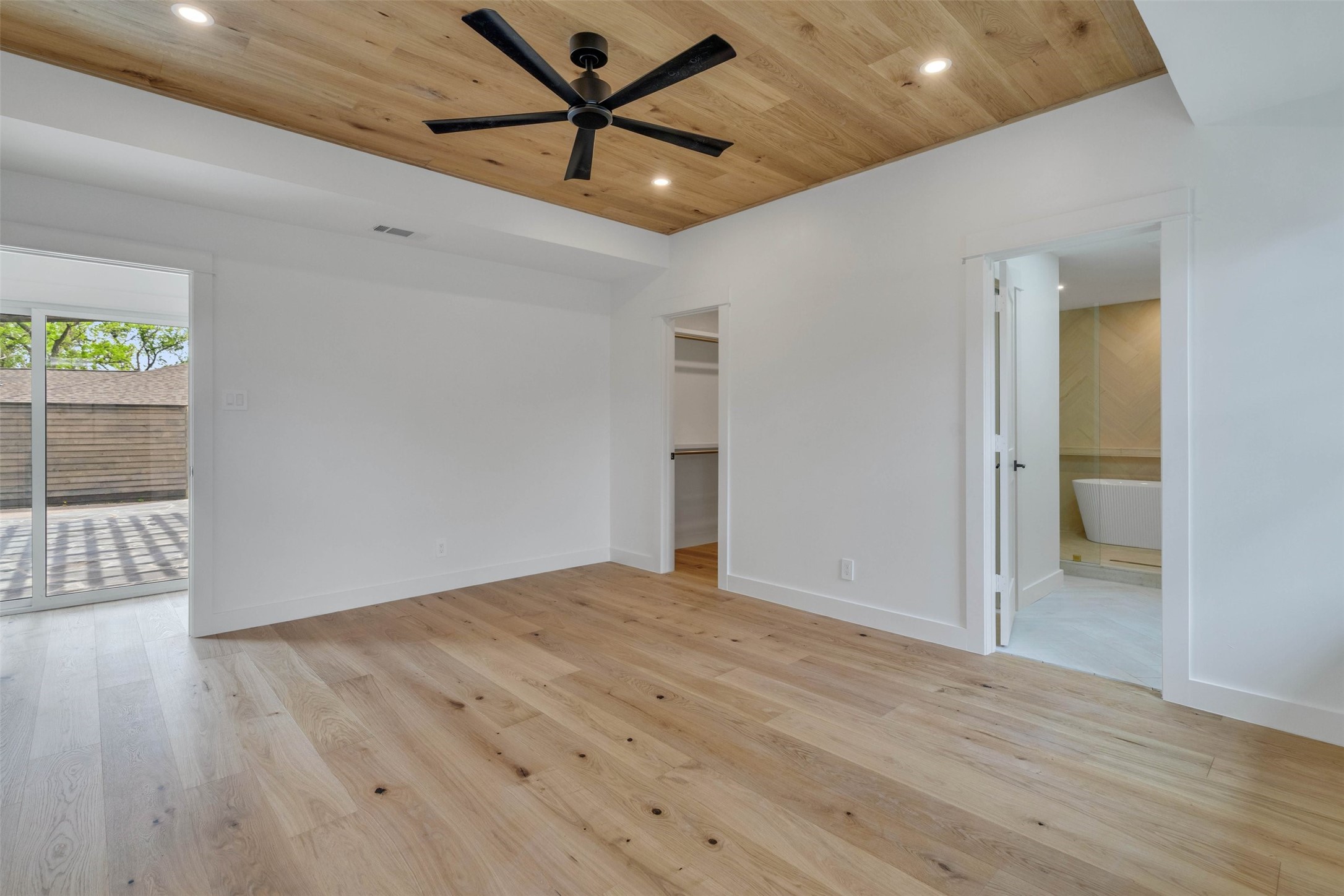 6645 Lange Circle Dallas TX 75214