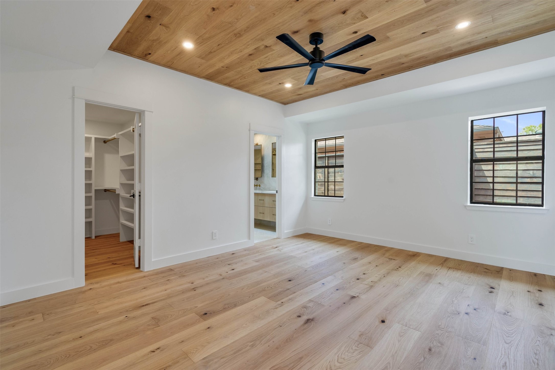6645 Lange Circle Dallas TX 75214
