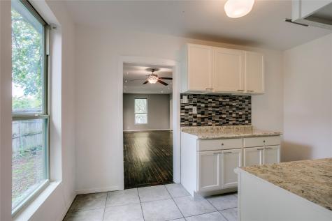 818 E Woodin Boulevard Dallas TX 75216