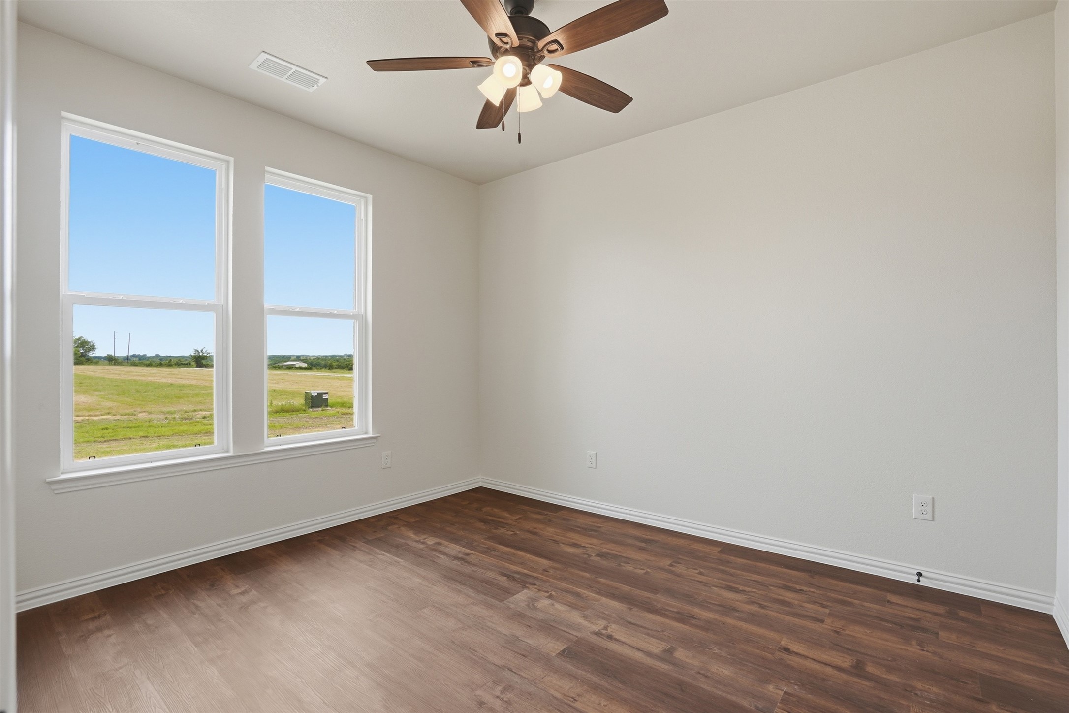 6700 County Road 302 Grandview TX 76050