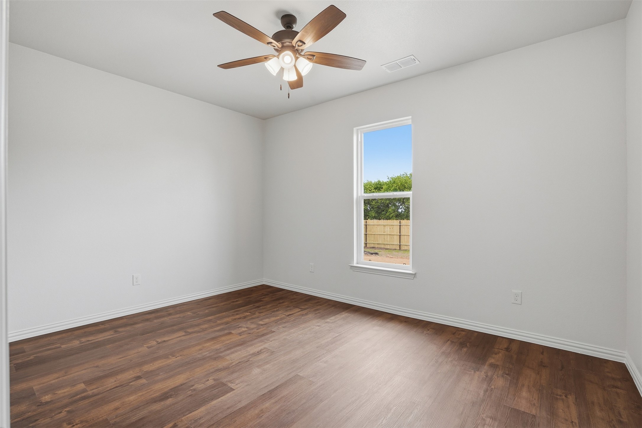 6700 County Road 302 Grandview TX 76050