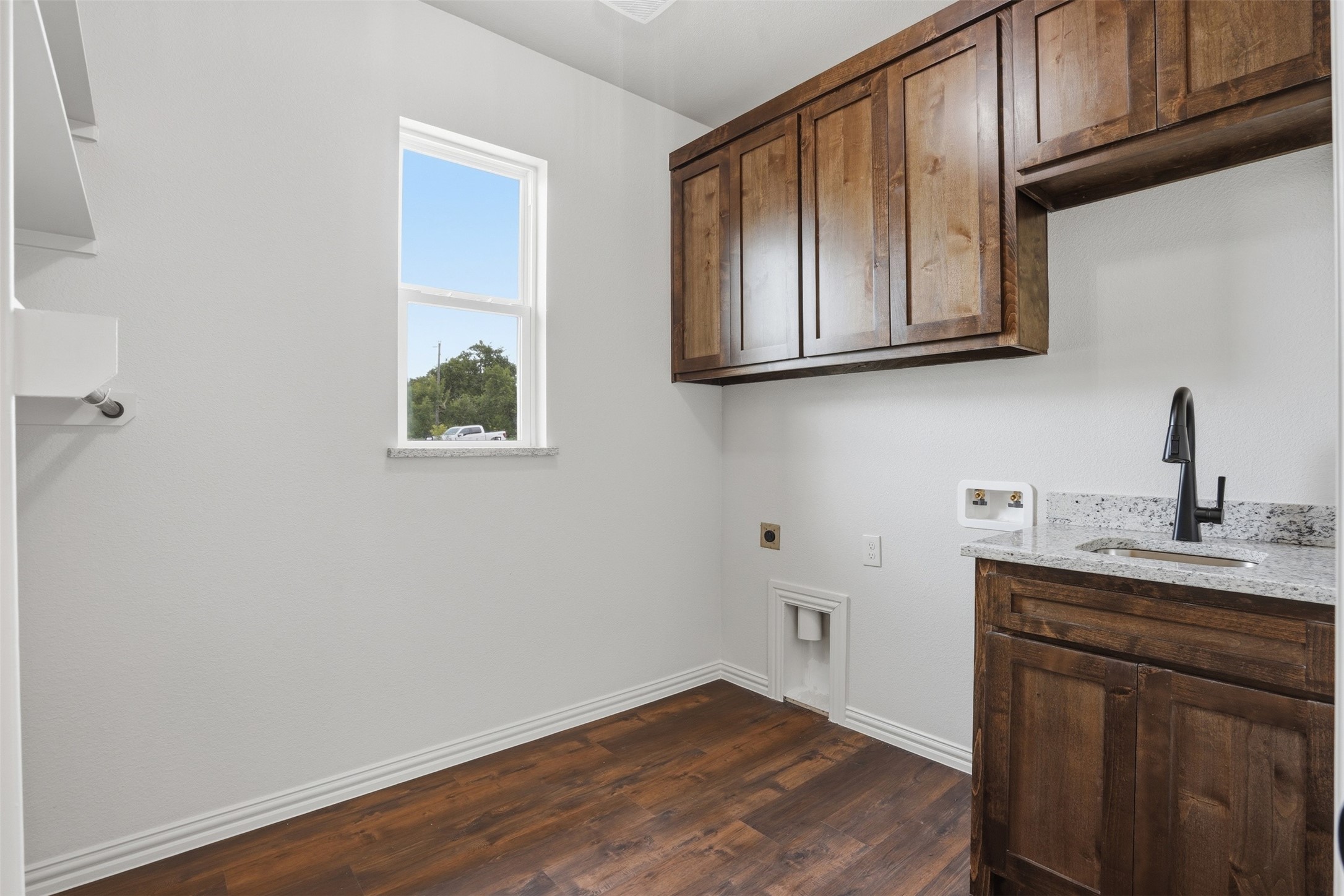 6700 County Road 302 Grandview TX 76050