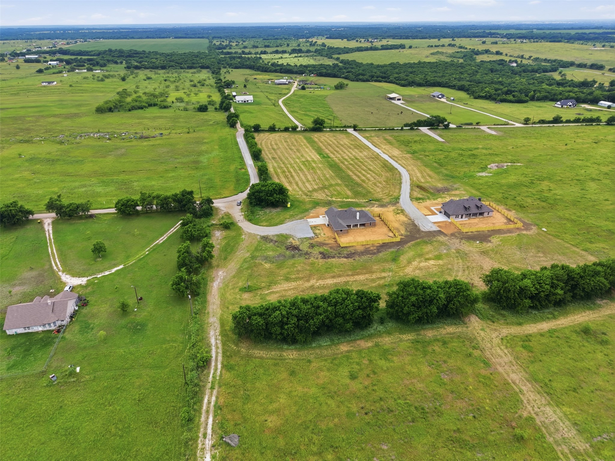 6700 County Road 302 Grandview TX 76050