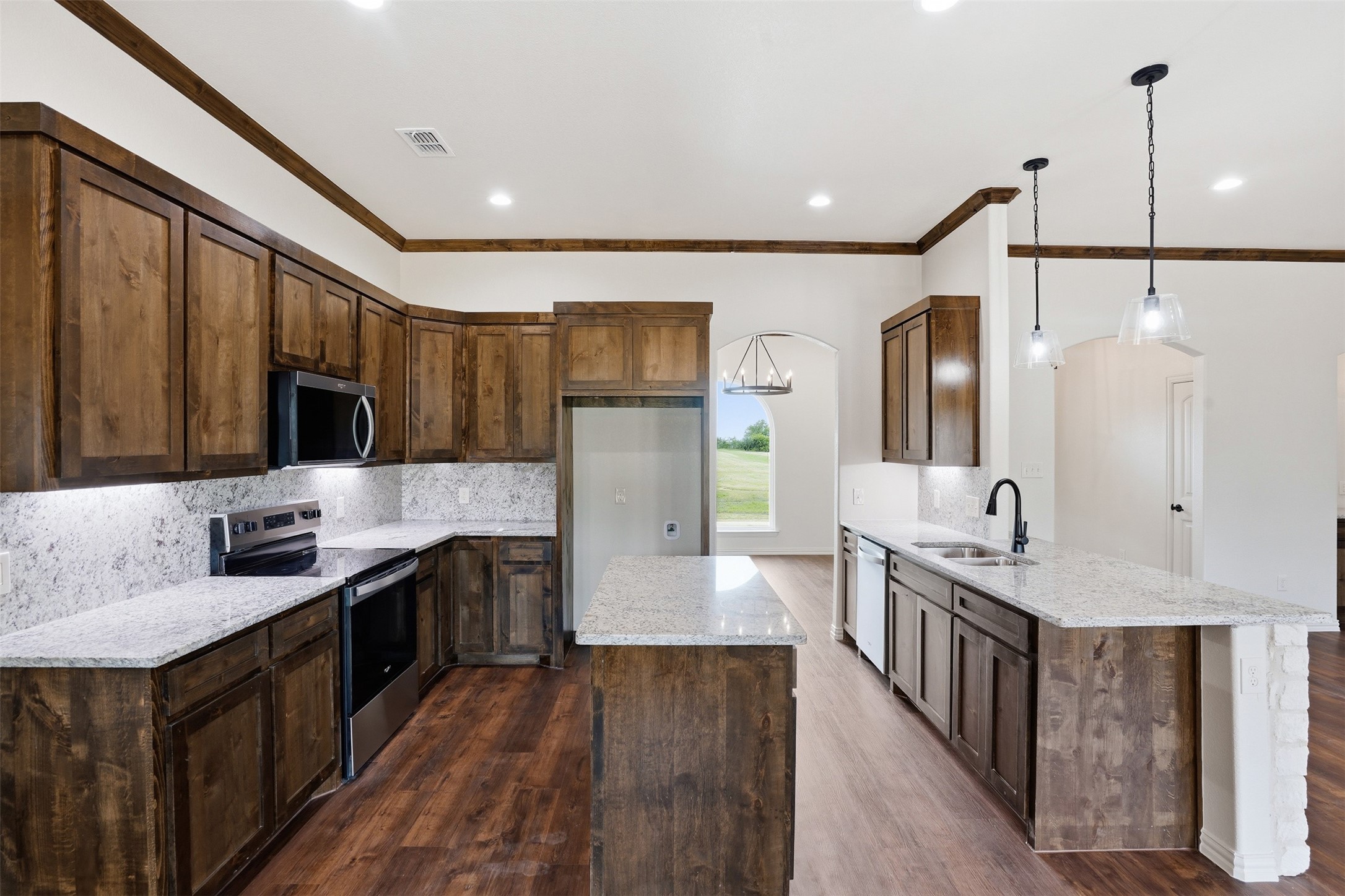 6700 County Road 302 Grandview TX 76050