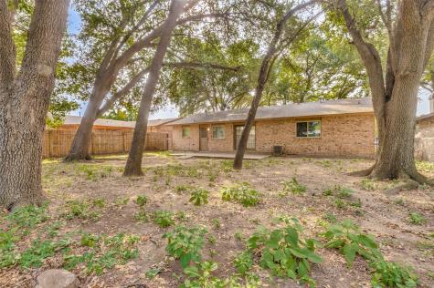 1902 Glenwick Lane Irving TX 75060