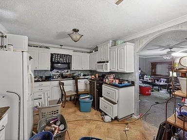 801 N Main Street Dodd City TX 75438