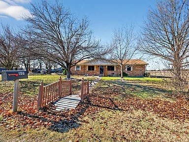 801 N Main Street Dodd City TX 75438