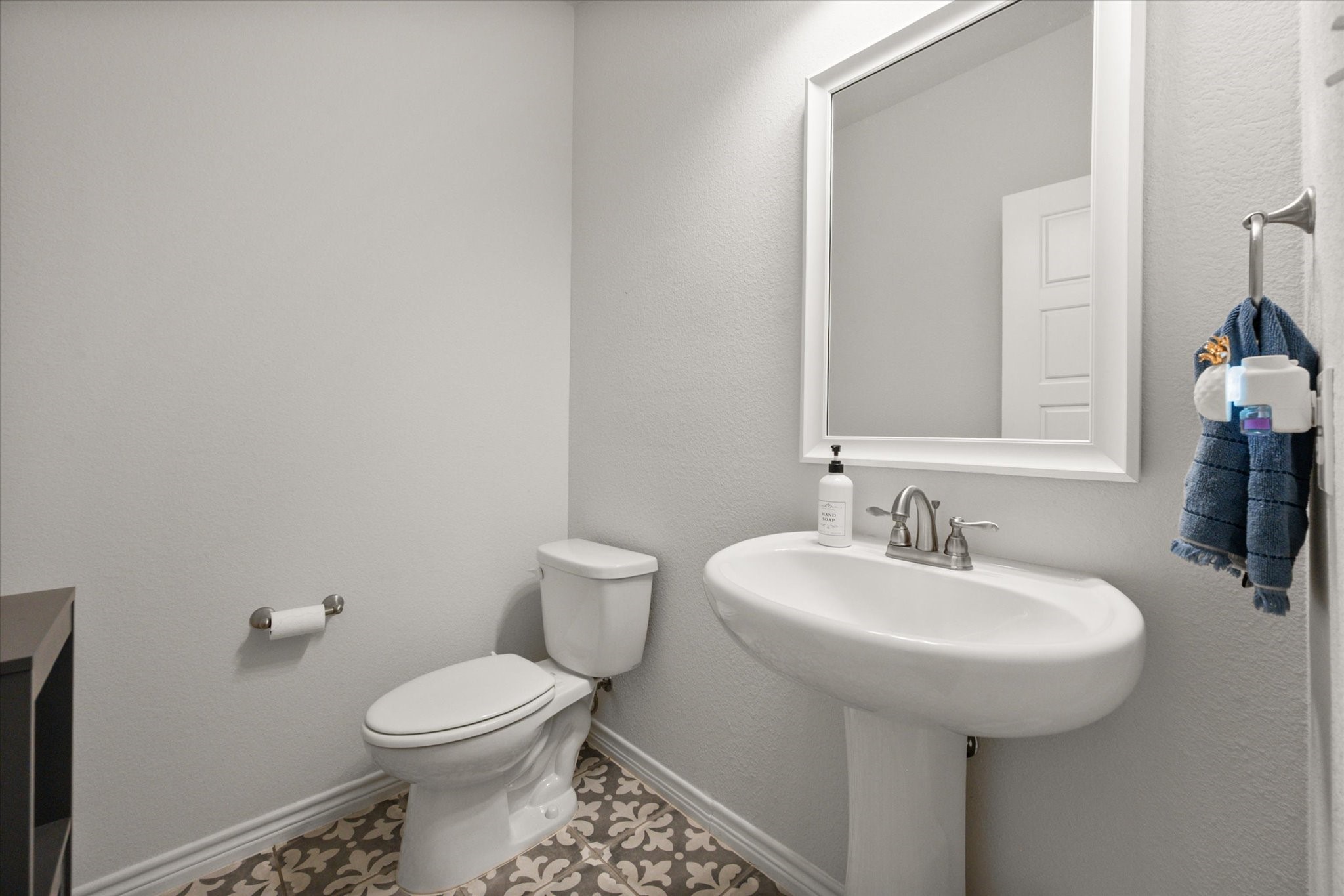 321 Strait Lane Waxahachie TX 75165