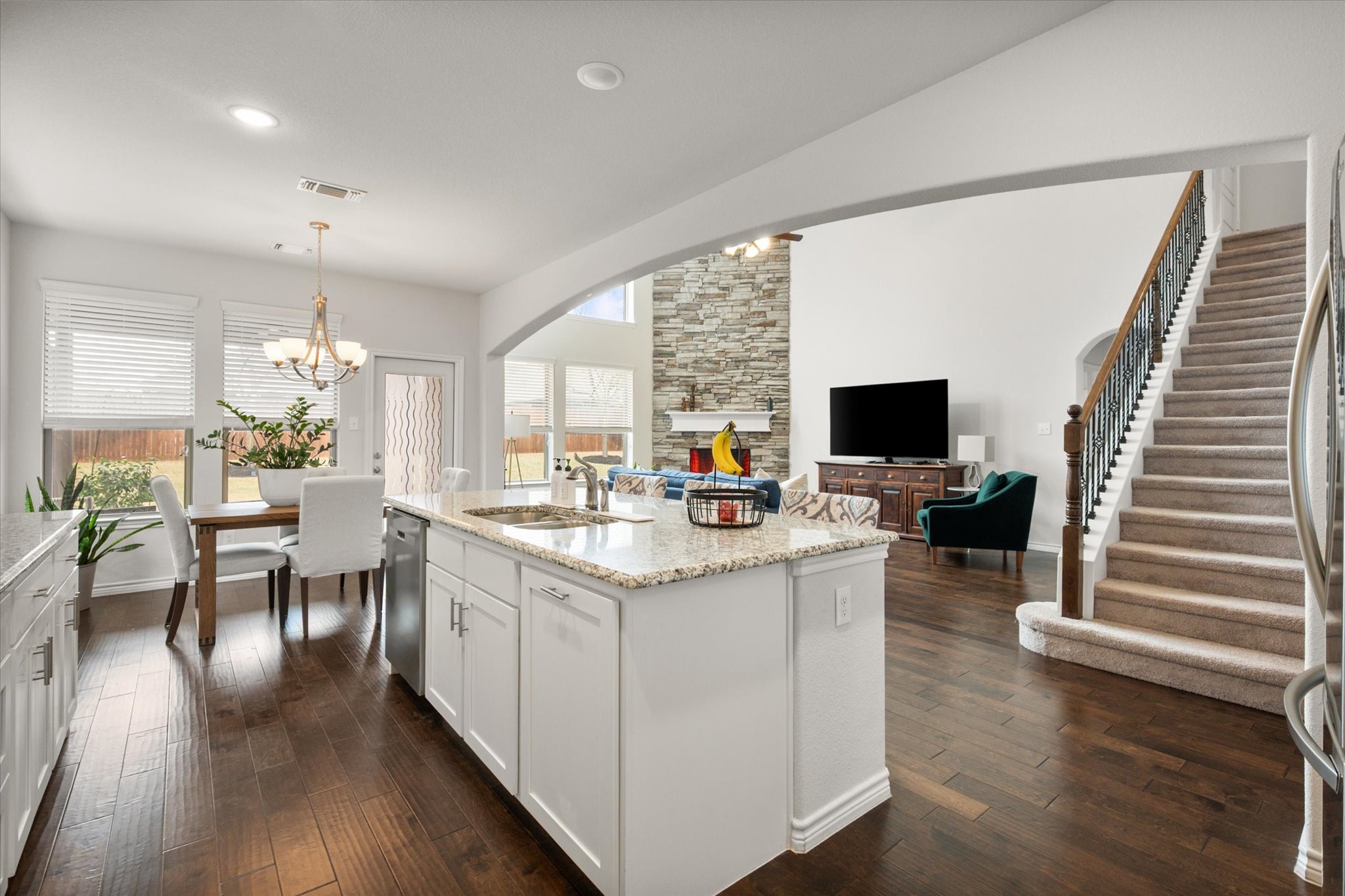 321 Strait Lane Waxahachie TX 75165