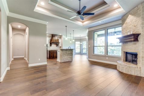 332 Trinity Avenue Azle TX 76020