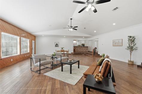 9902 County Road 2434 Terrell TX 75160