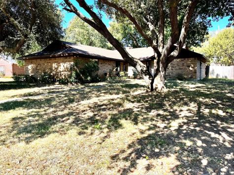 2013 Ashland Drive Gainesville TX 76240