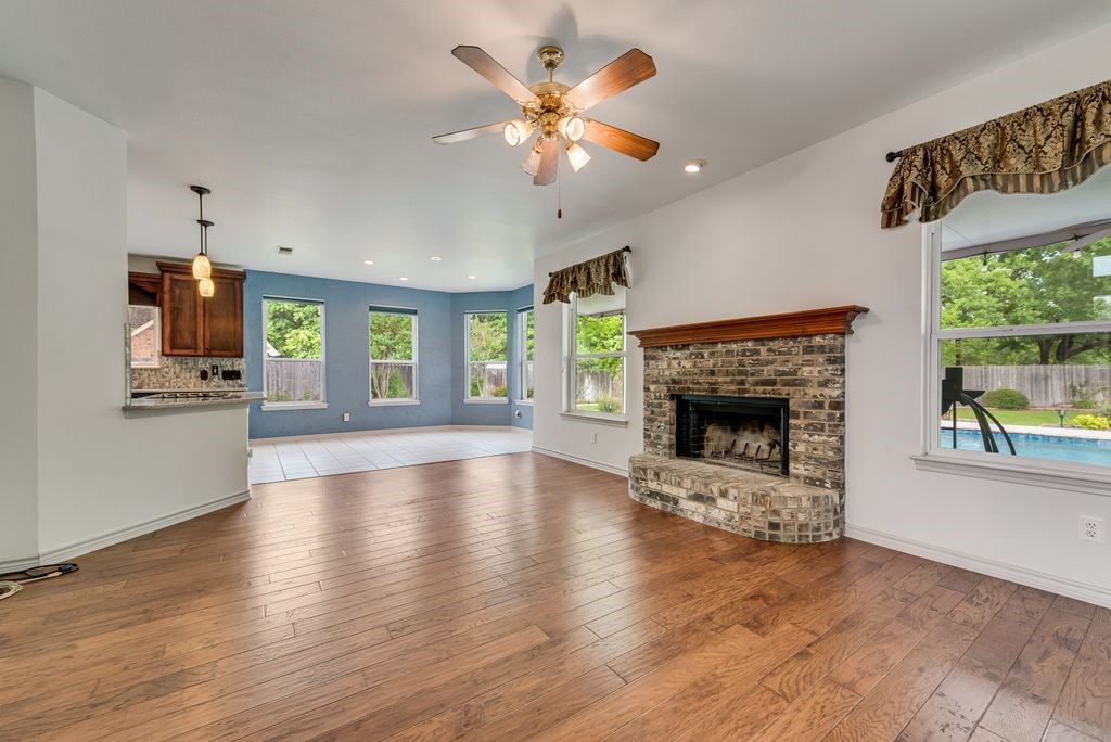 2400 Summer Glen Court Arlington TX 76001
