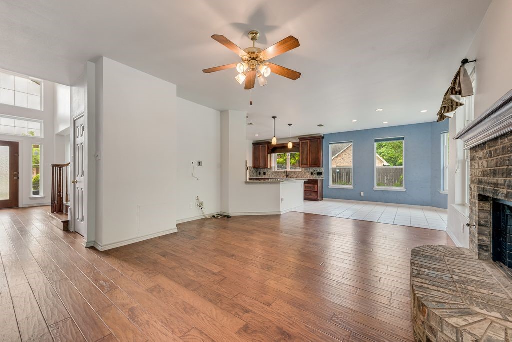 2400 Summer Glen Court Arlington TX 76001