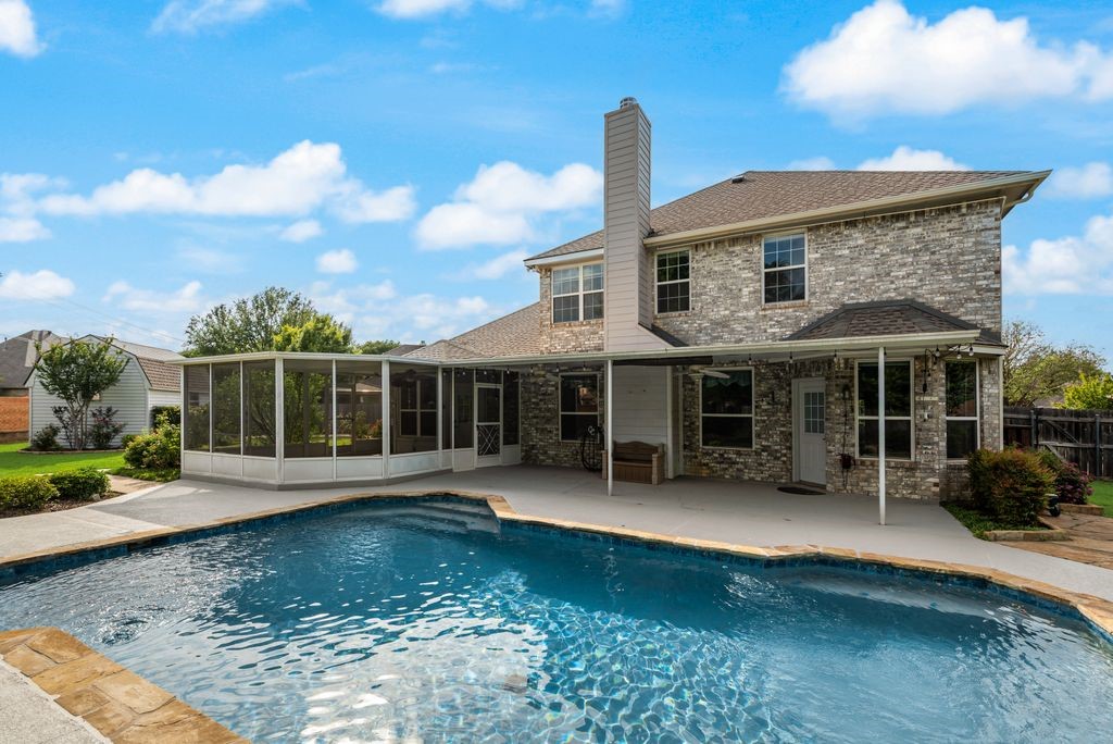 2400 Summer Glen Court Arlington TX 76001