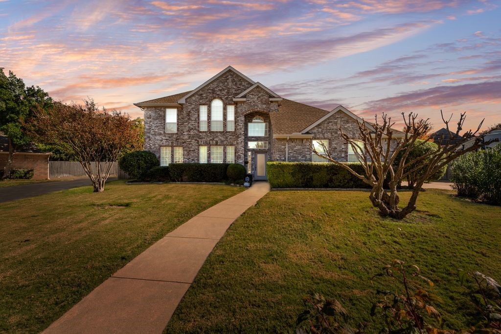 2400 Summer Glen Court Arlington TX 76001