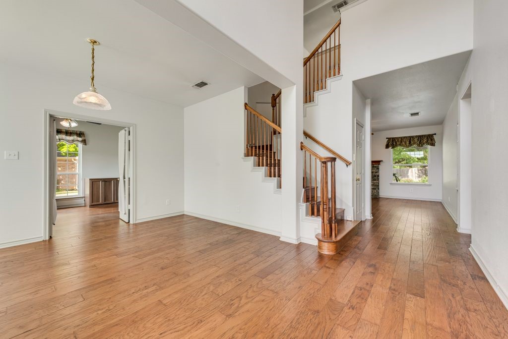 2400 Summer Glen Court Arlington TX 76001