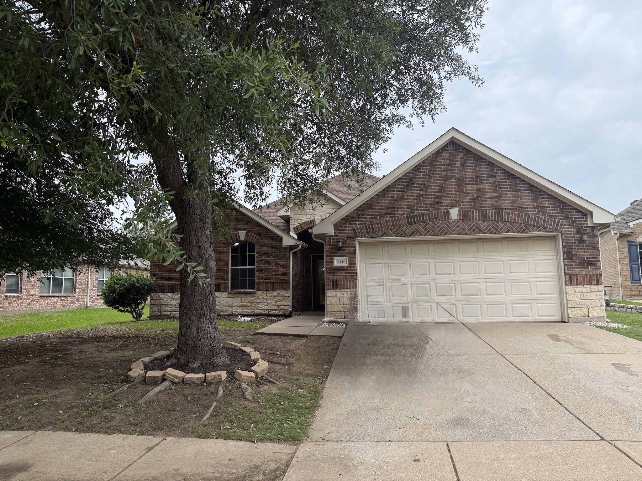 2440 Walker Street Grand Prairie TX 75052