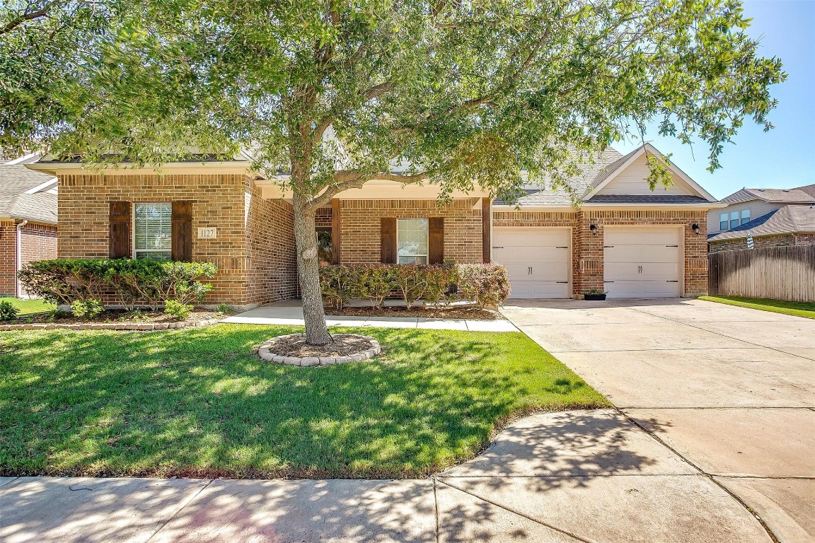 1127 Clairemont Lane Burleson TX 76028