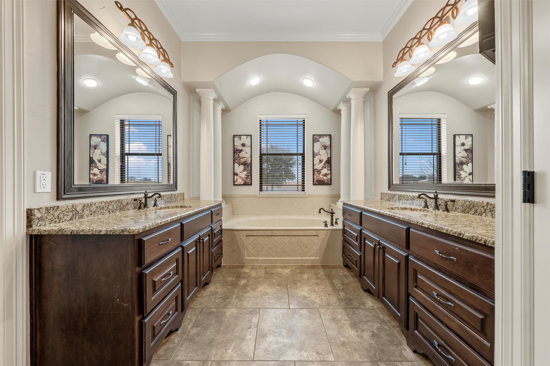 380 N Quail Run Drive West TX 76691