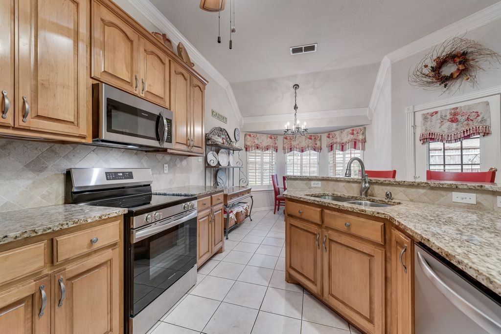 1825 Callender Hill Road Mansfield TX 76063
