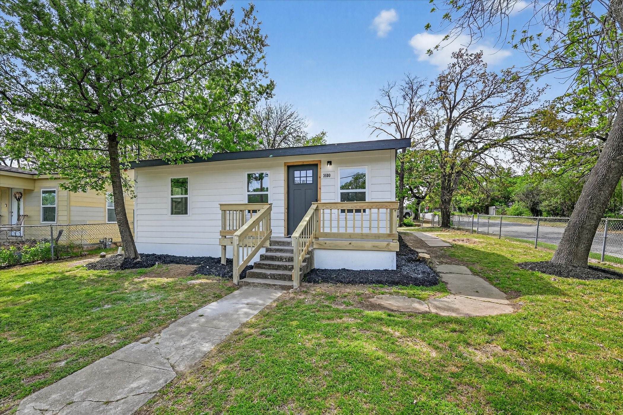 3500 Baylor Fort Worth TX 76119