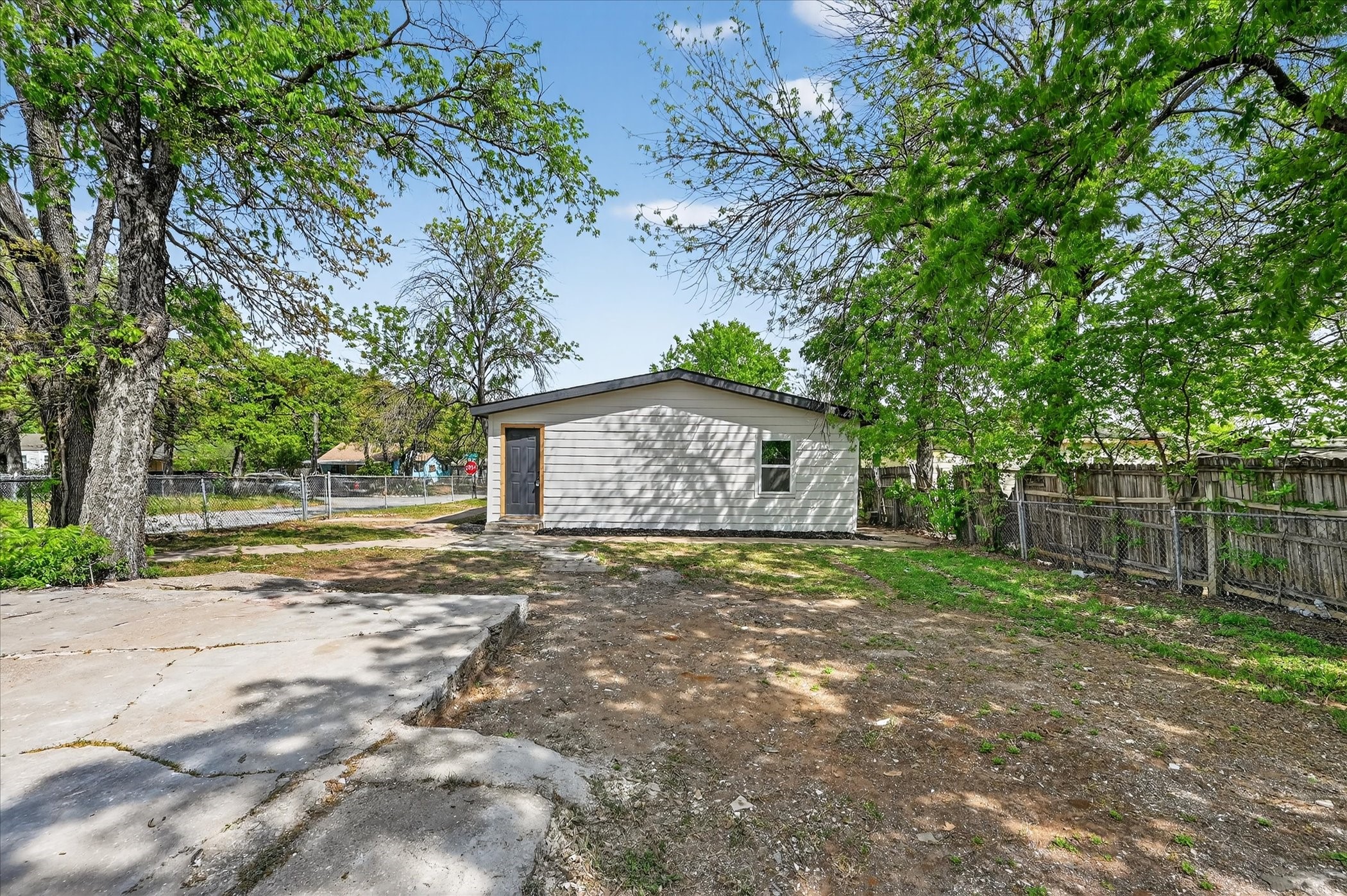 3500 Baylor Fort Worth TX 76119