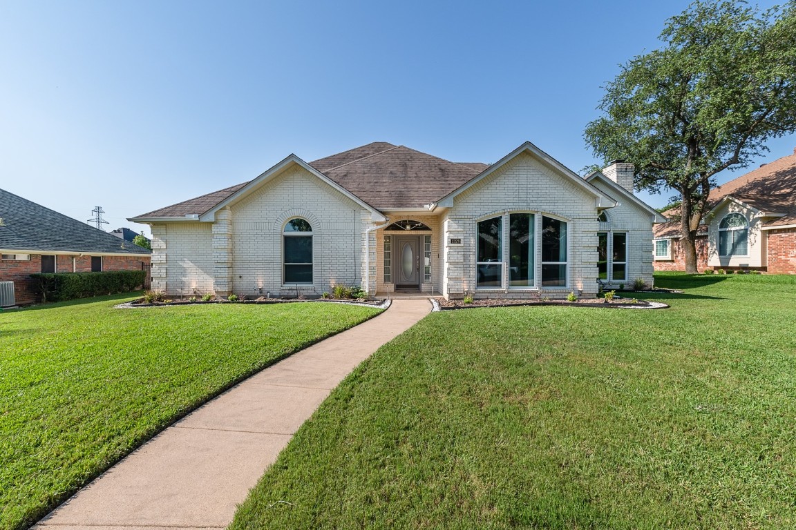1328 Buxton Drive Desoto TX 75115