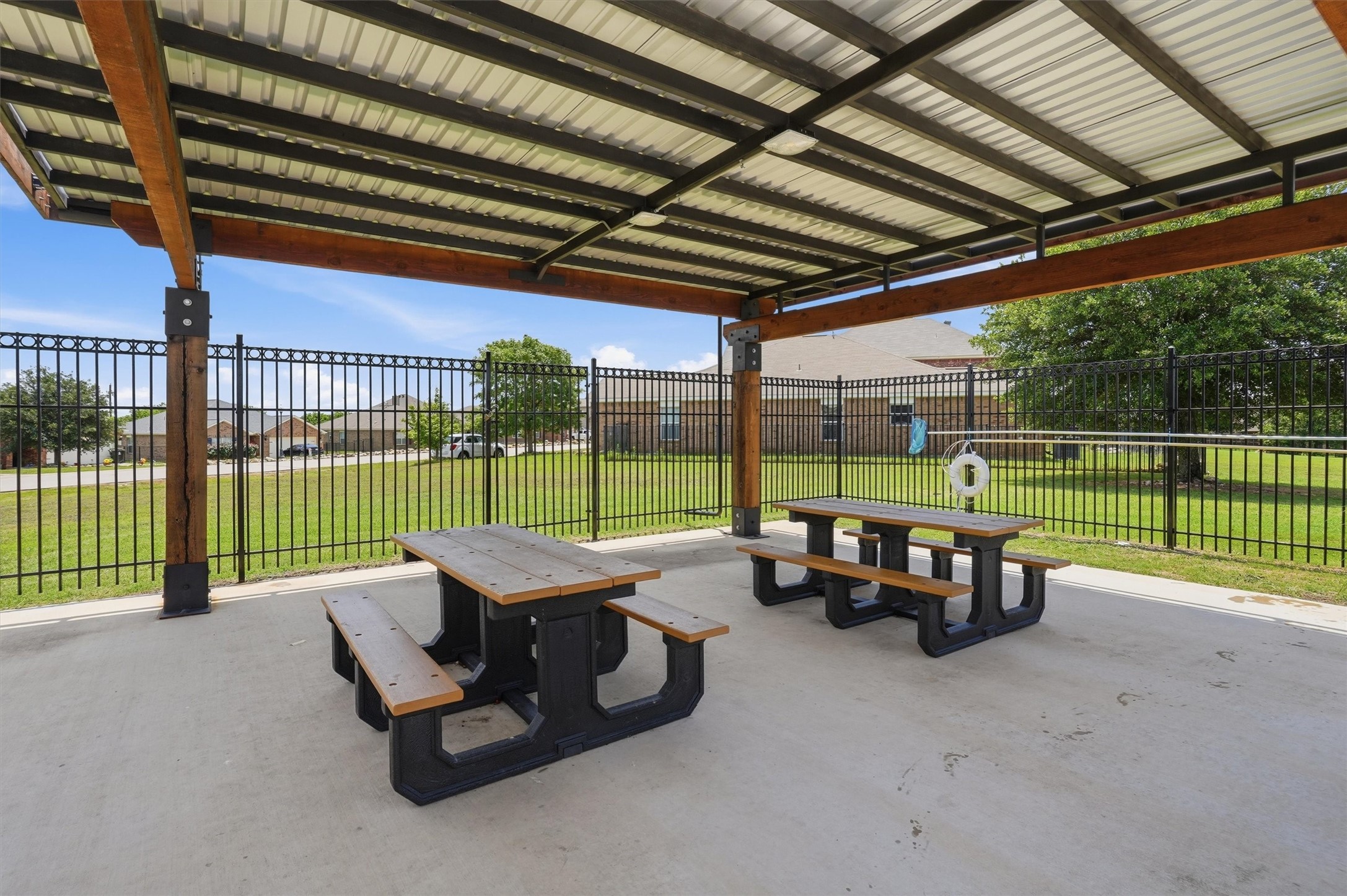 161 Dodge City Trail Newark TX 76071