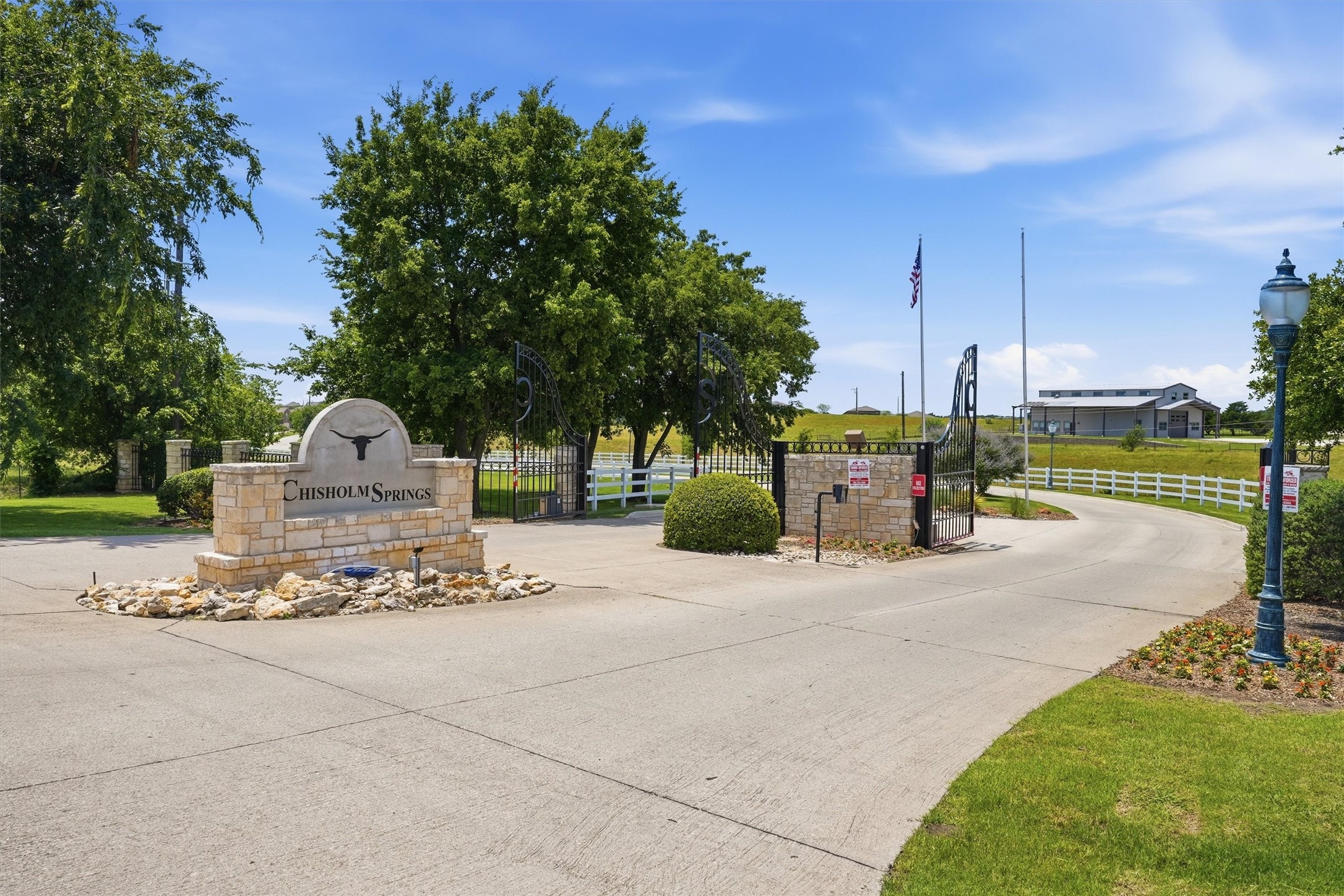 161 Dodge City Trail Newark TX 76071