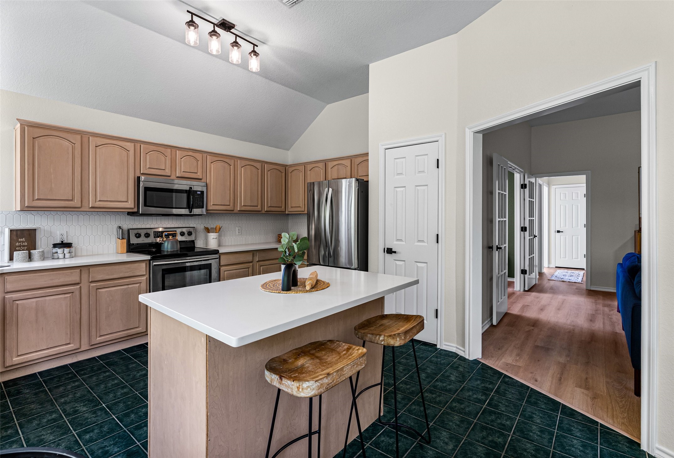 1526 Shadow Run Weatherford TX 76086