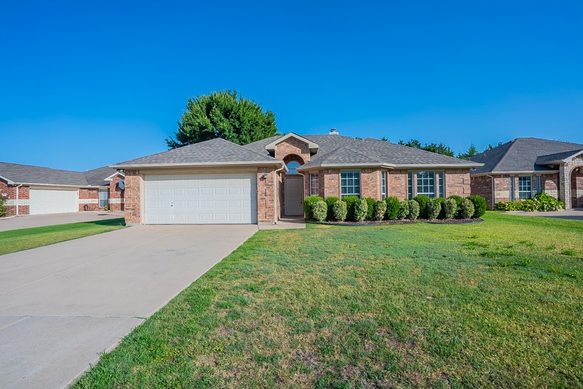 214 Meadowside Drive Mansfield TX 76063