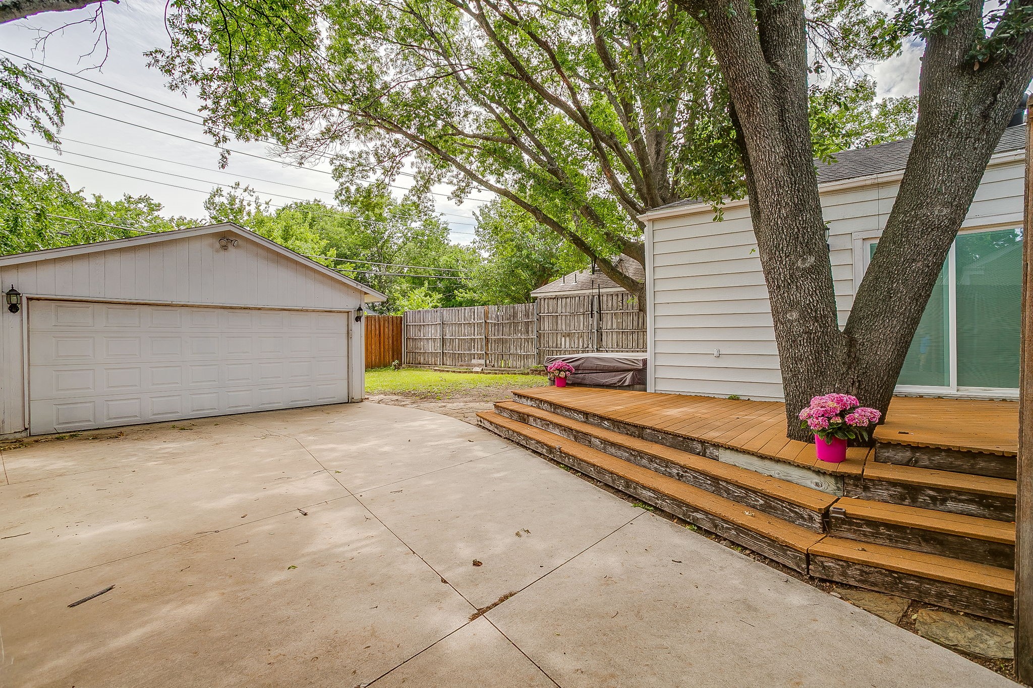 5613 Pershing Avenue Fort Worth TX 76107