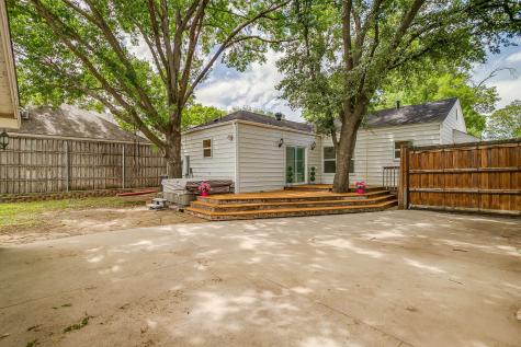 5613 Pershing Avenue Fort Worth TX 76107