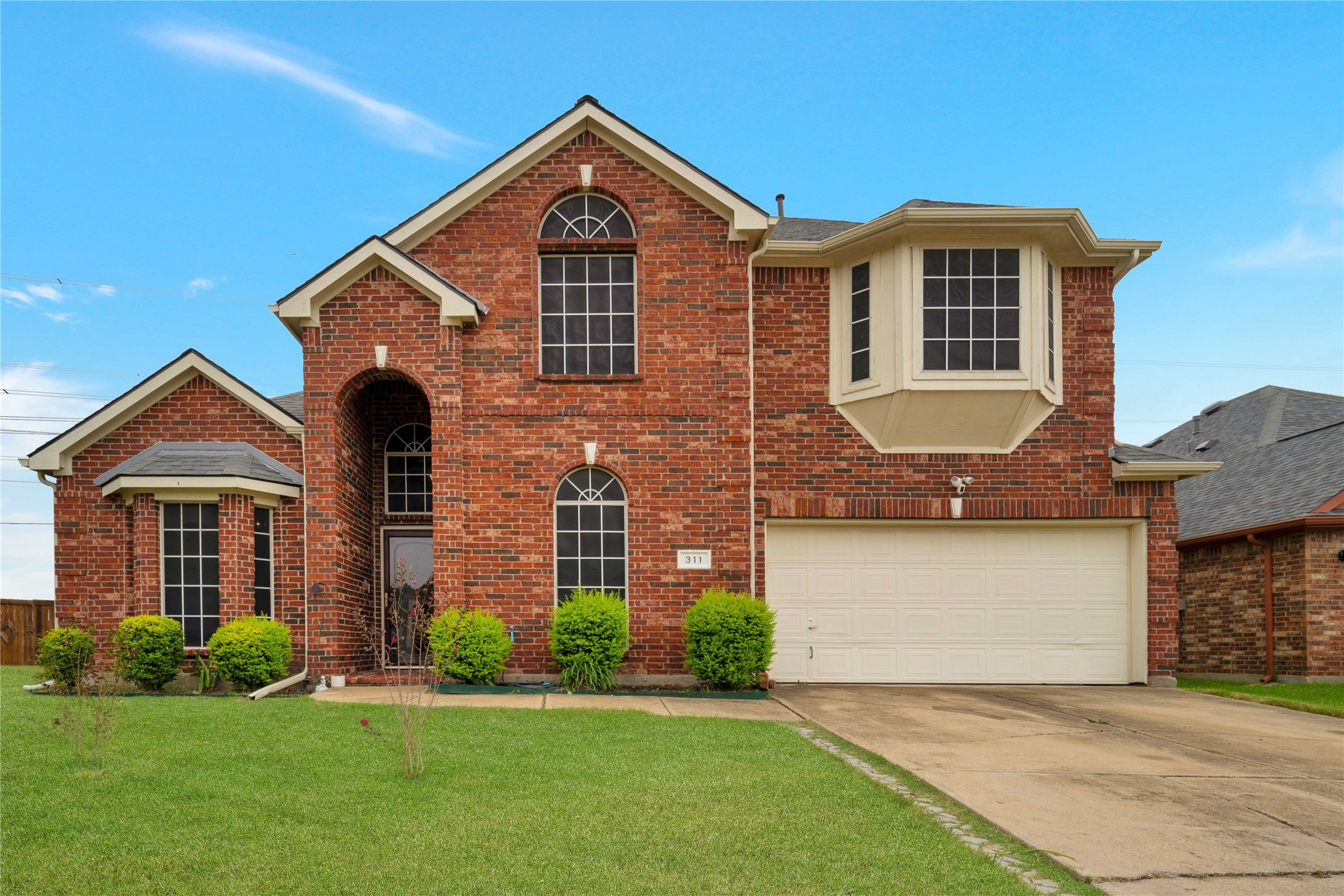 311 Larkspur Court Grand Prairie TX 75052