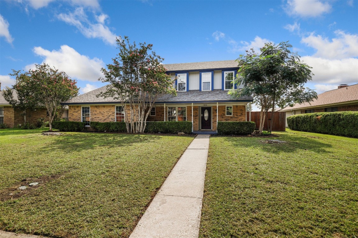 1939 Vista Oaks Drive Carrollton TX 75007