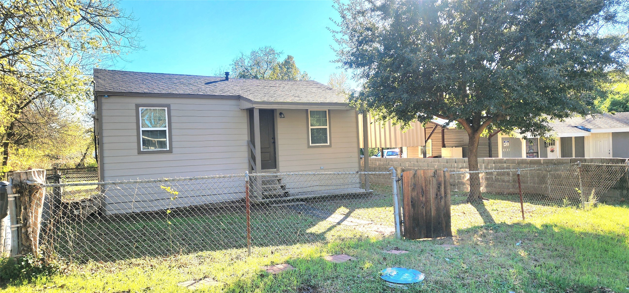 8525 Oak Haven Lane Dallas TX 75217