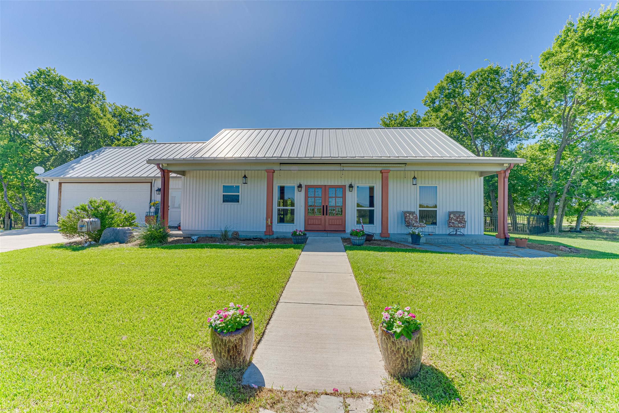 2020 Neck Road Palmer TX 75152