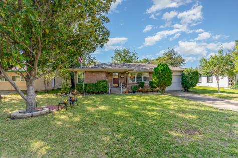 1826 Baxley Drive Carrollton TX 75006