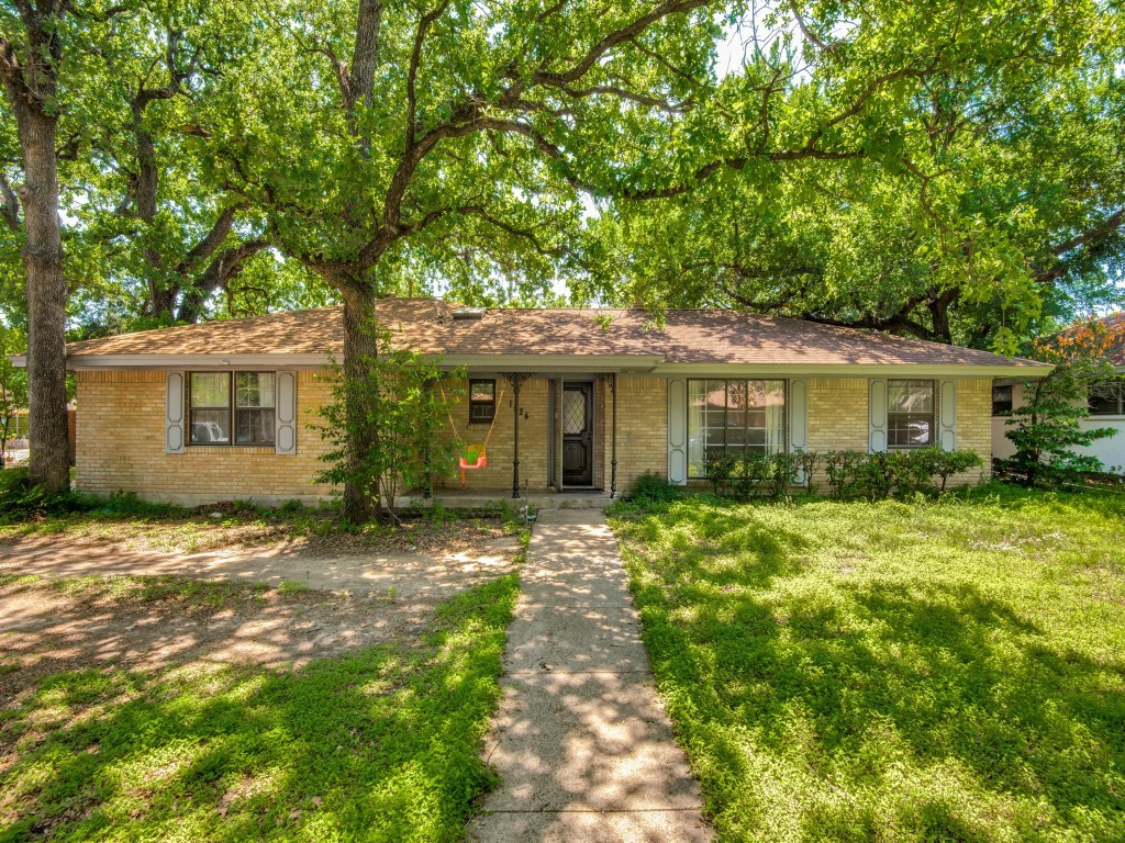 1524 Daywood Lane Irving TX 75061