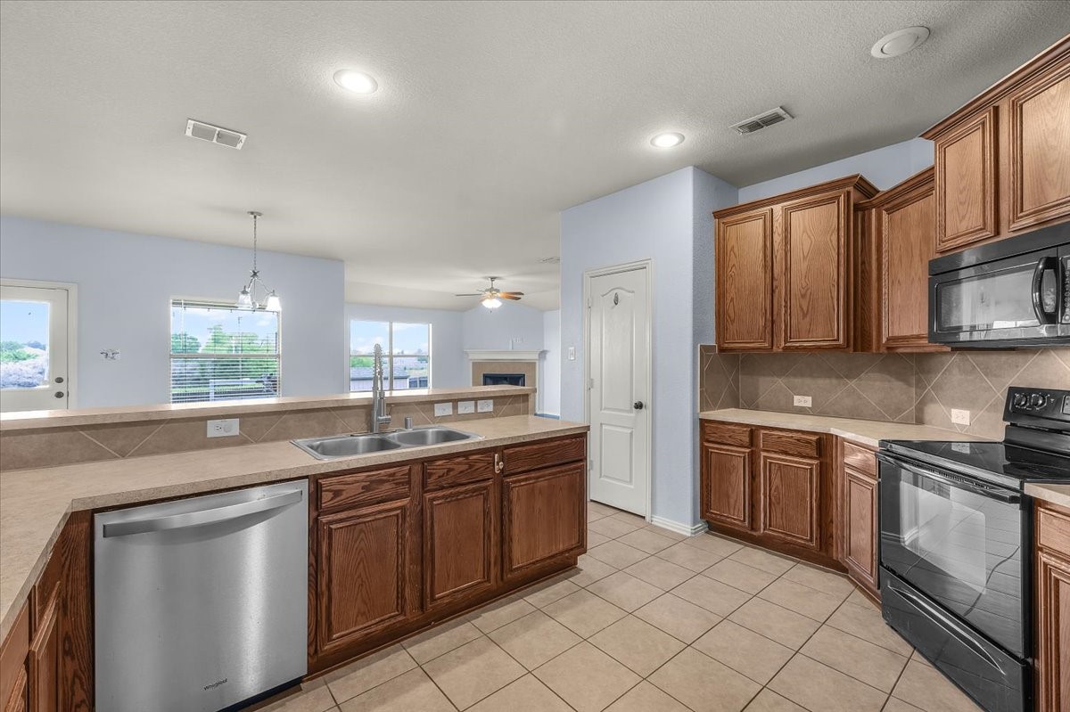 1536 Salado Trail Weatherford TX 76087