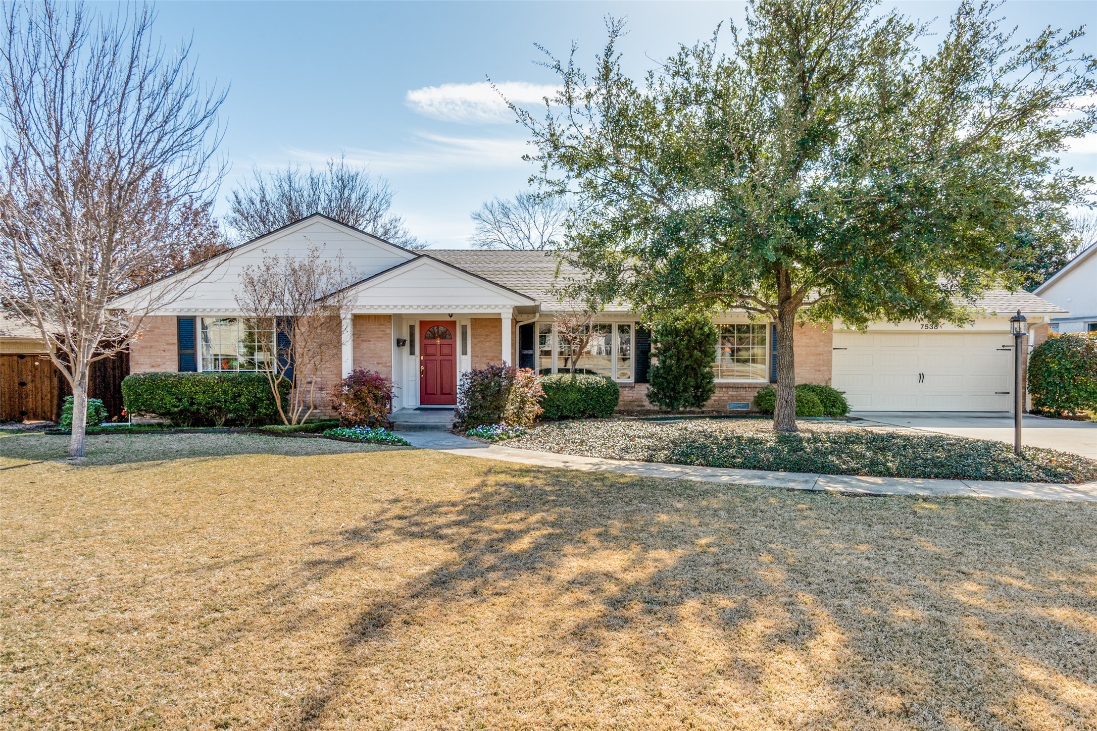 7538 Midbury Drive Dallas TX 75230