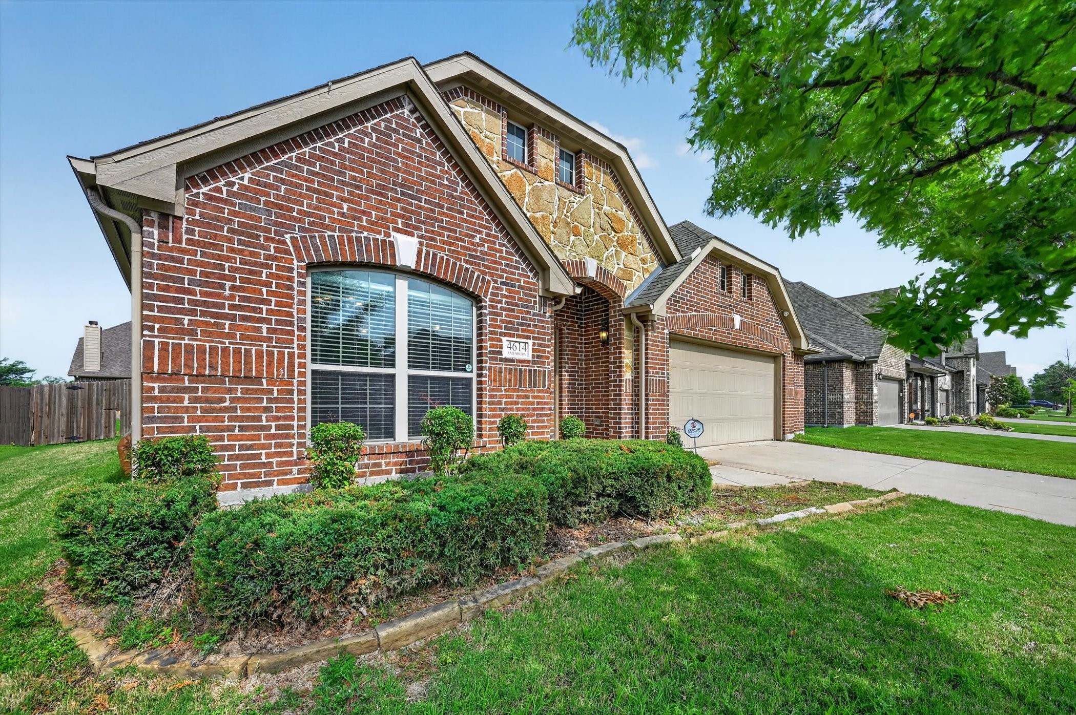 4614 Amesbury Lane Sherman TX 75092