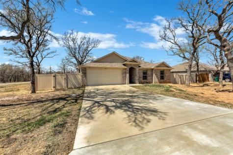 201 Shady Oaks Drive Runaway Bay TX 76426