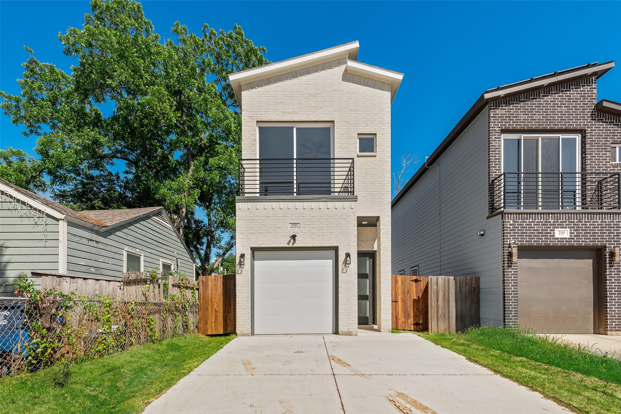 2341 Scott Street Dallas TX 75215