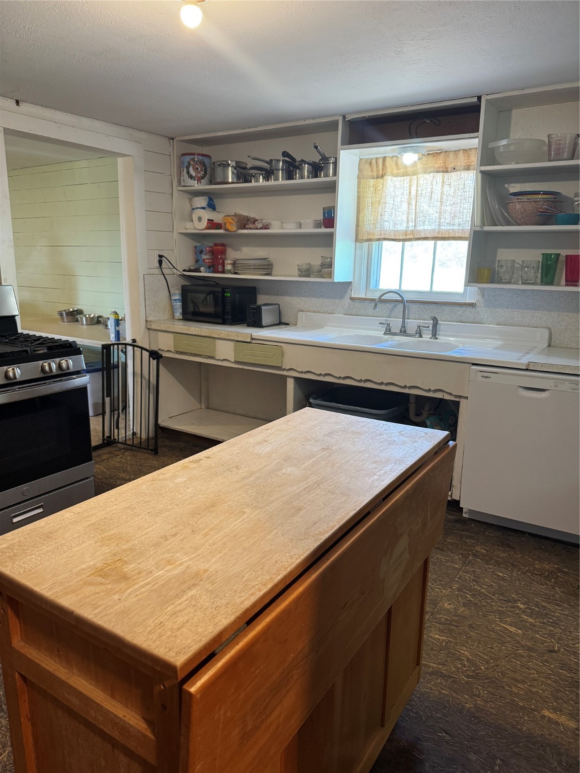 346 County Road 3520 Hawkins TX 75765
