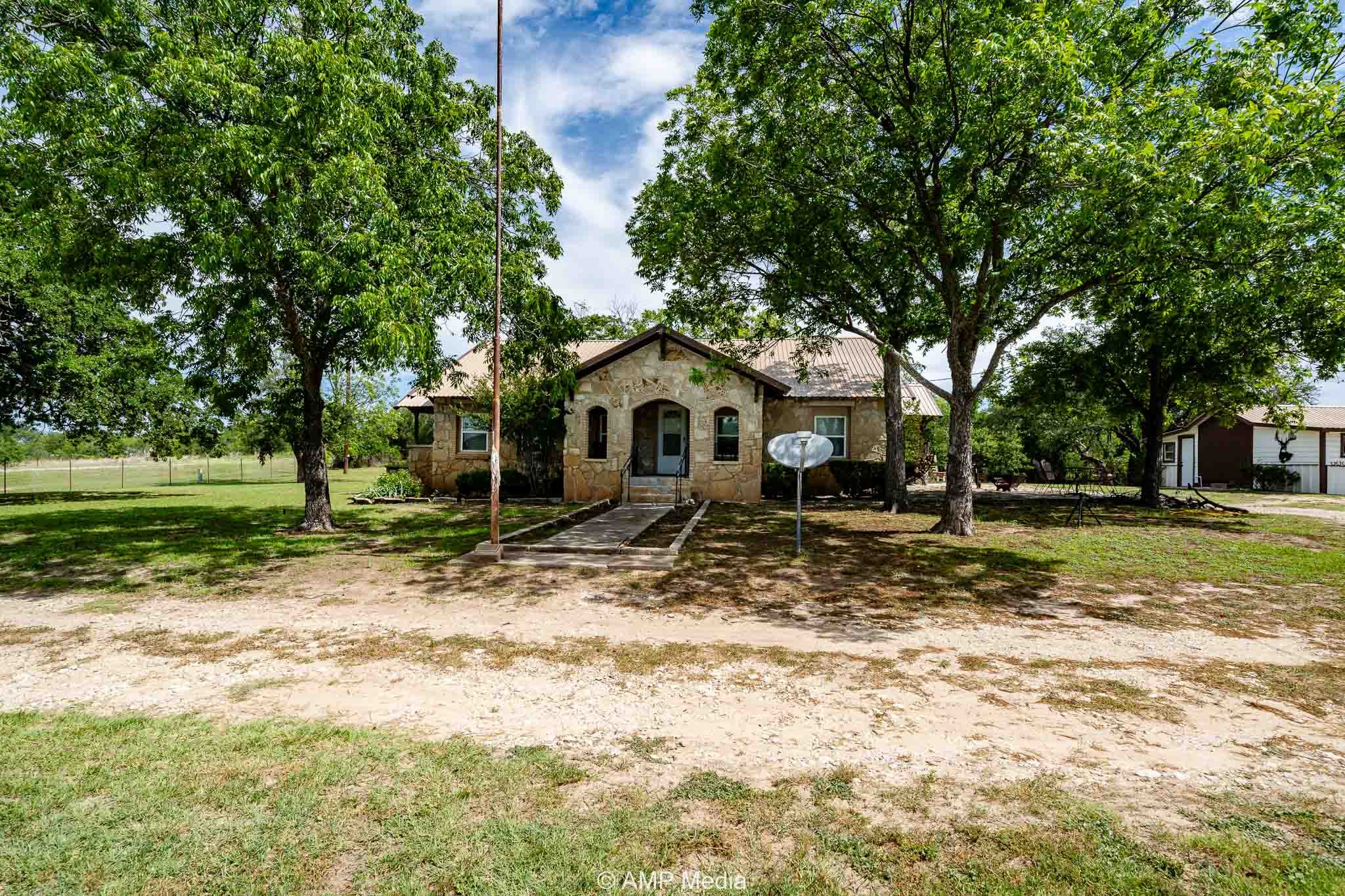 17921 Tx-16 Comanche TX 76442