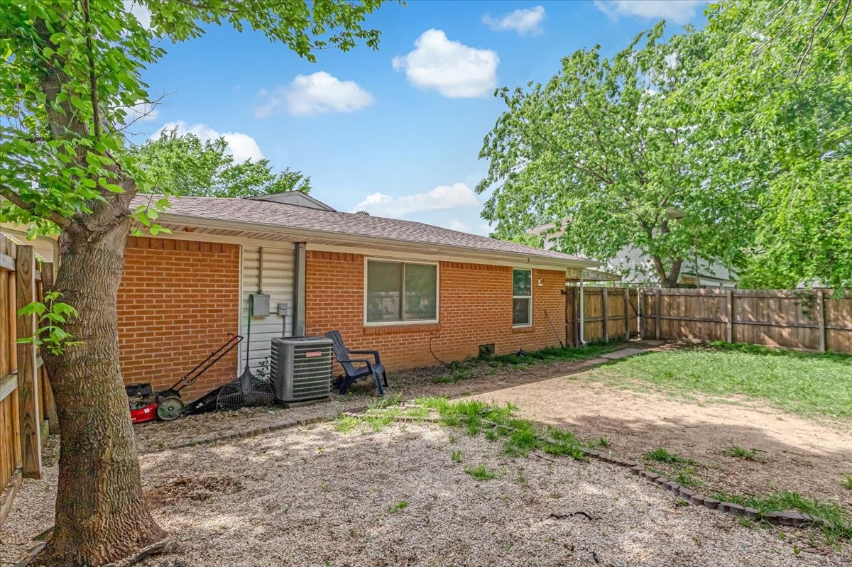 713 Bailey Street Denton TX 76205